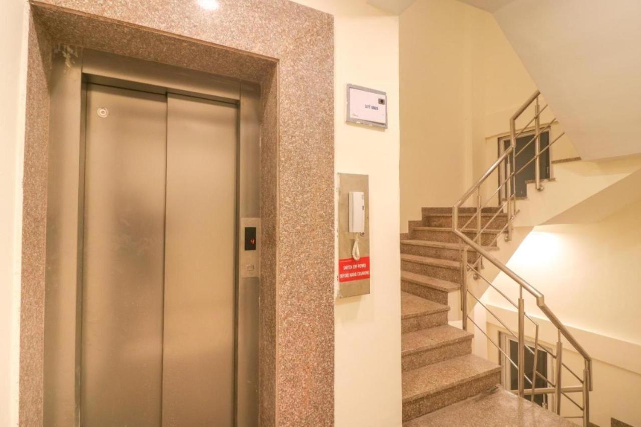 Fabhotel Comfort Residency II Гургаон Экстерьер фото