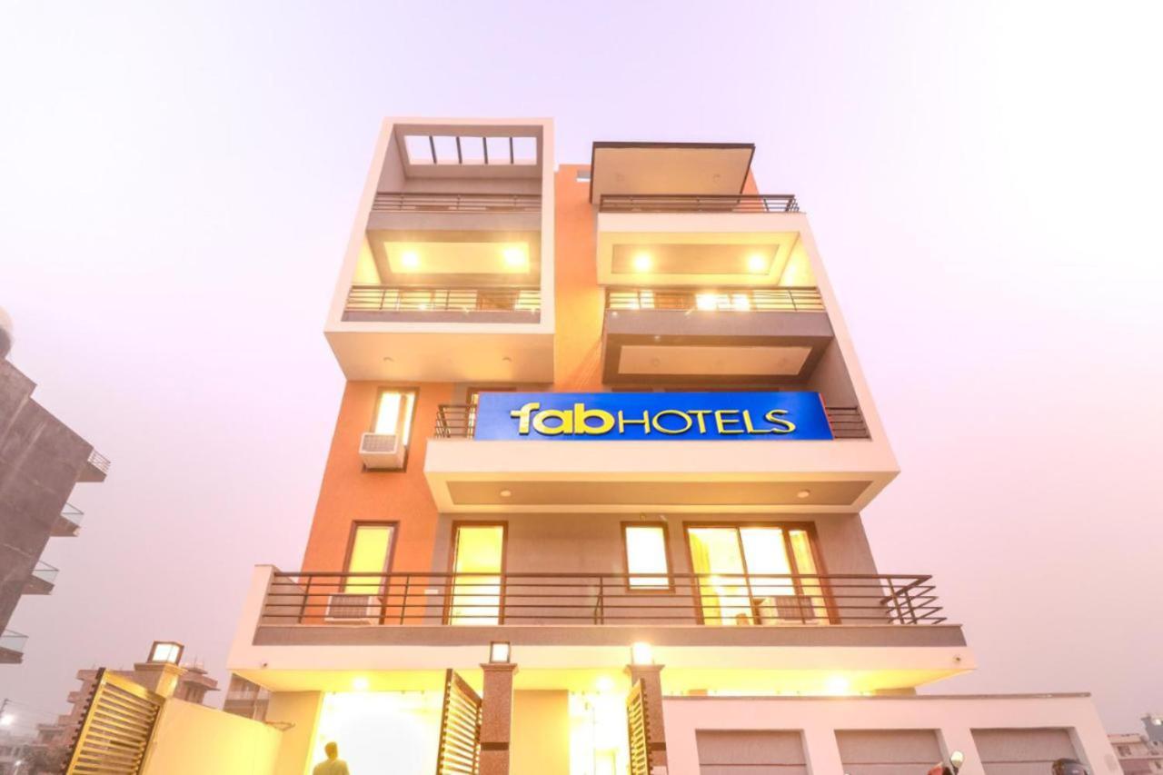 Fabhotel Comfort Residency II Гургаон Экстерьер фото